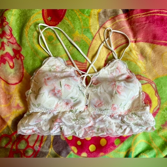 PINK Victoria’s Secret Bralette - Picture 6 of 9